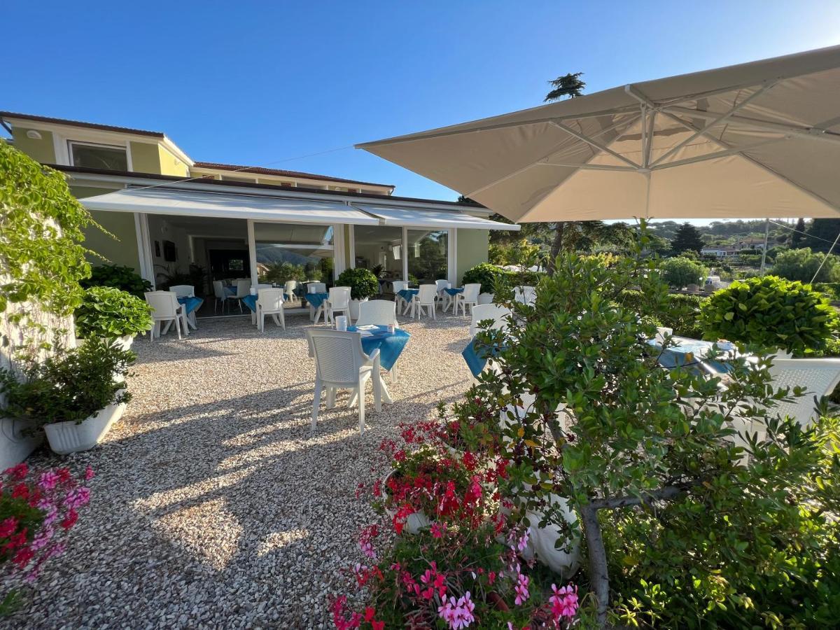 Hotel Barbarossa Porto Azzurro Exterior photo