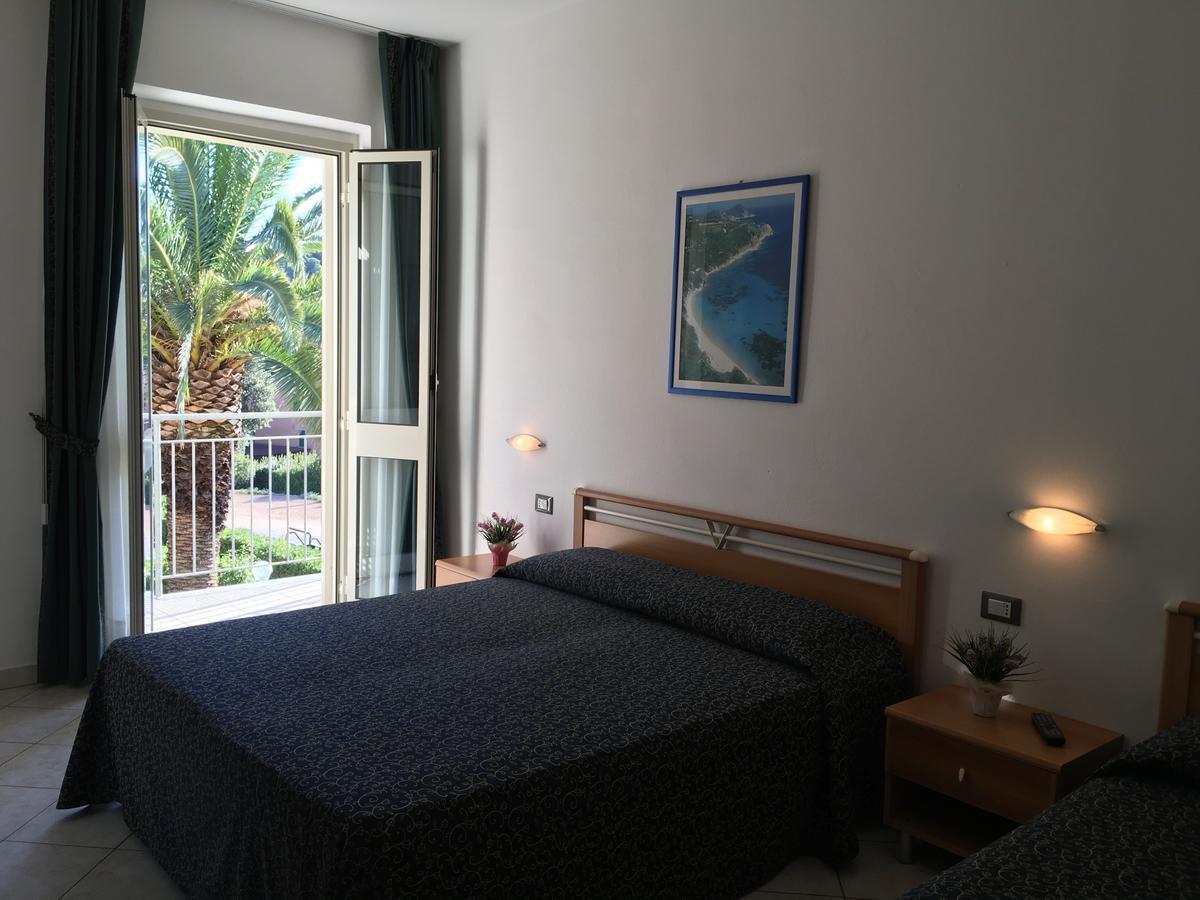 Hotel Barbarossa Porto Azzurro Exterior photo